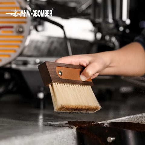 Line Leather sheath brush- 145mm*94mm  walnut+horse hair