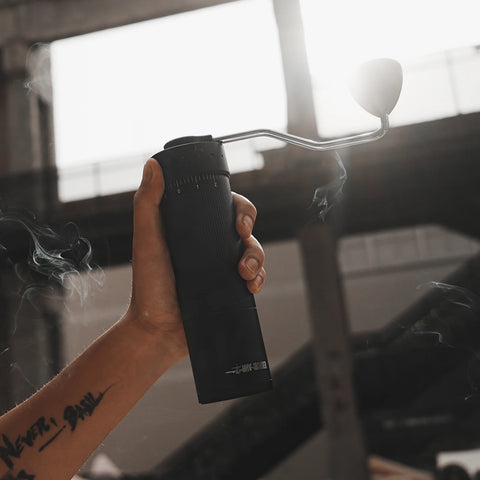 Blade R3 Manual Grinder -Black-walnut handle