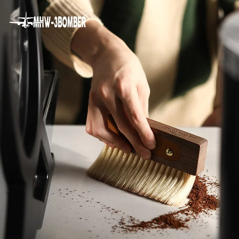 Line Leather sheath brush- 145mm*94mm  walnut+horse hair