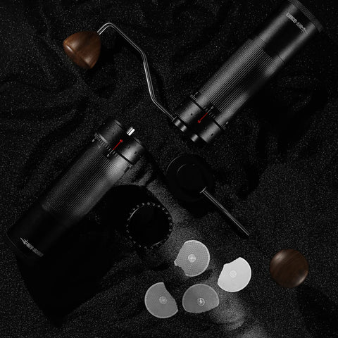 Blade R3 Manual Grinder -Black-walnut handle