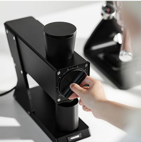 F74 Navigator Electric Grinder-Black [UK]