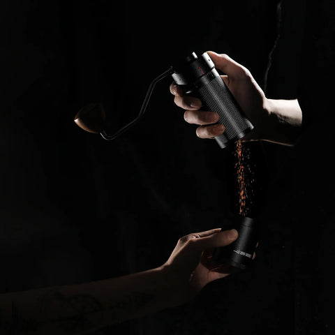 Blade R3 Manual Grinder -Black-walnut handle