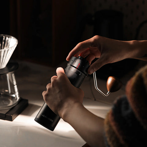 Blade R3 Manual Grinder -Black-walnut handle