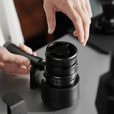 Astra Collection-Gravity Distributor-Black-51mm