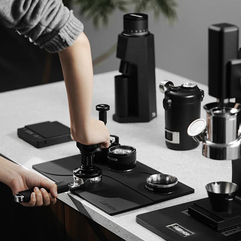 YU Series Tamping Base -Black